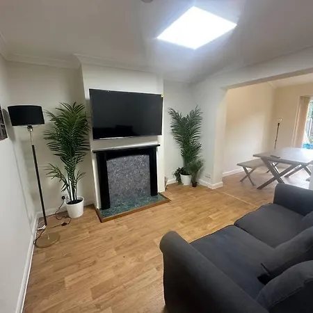 5 Bedroom House In Da7 Erith Exterior photo