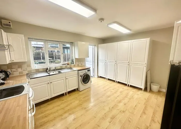 5 Bedroom House In Da7
