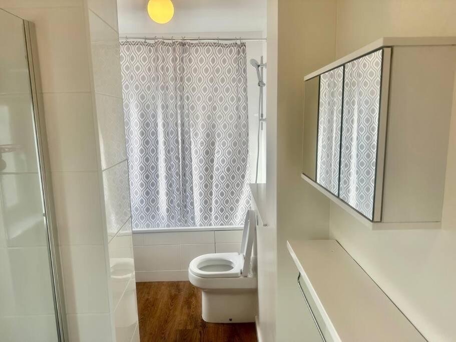 5 Bedroom House In Da7